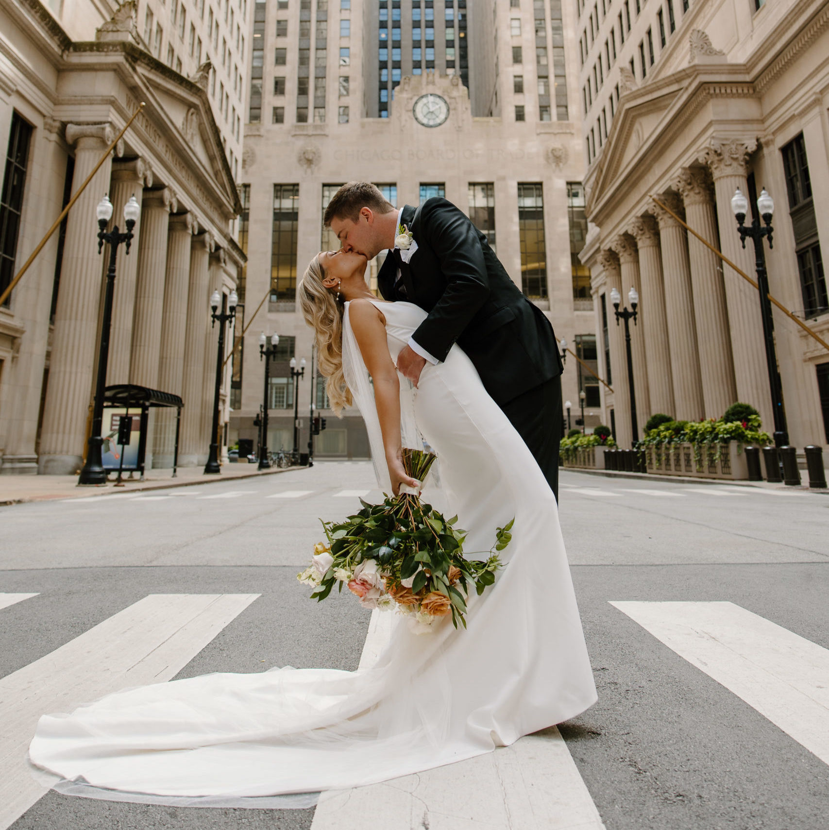 Urban Industrial Chicago Wedding | Chicago Wedding Photographer