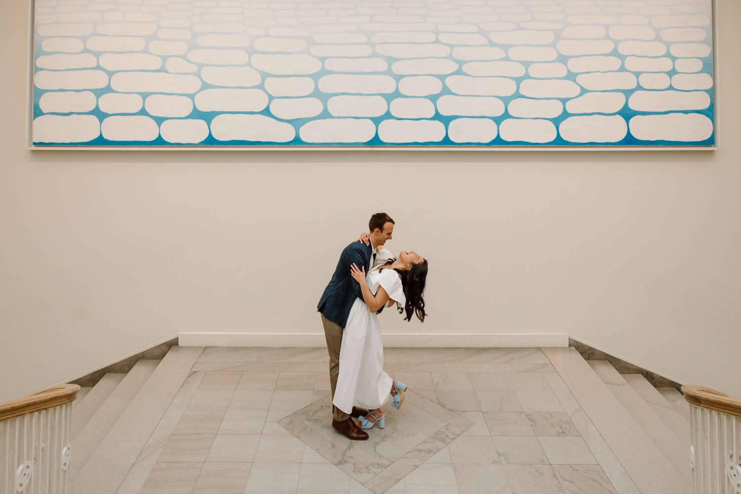 Art Institute of Chicago Engagement Pictures | Chicago Wedding Photographer